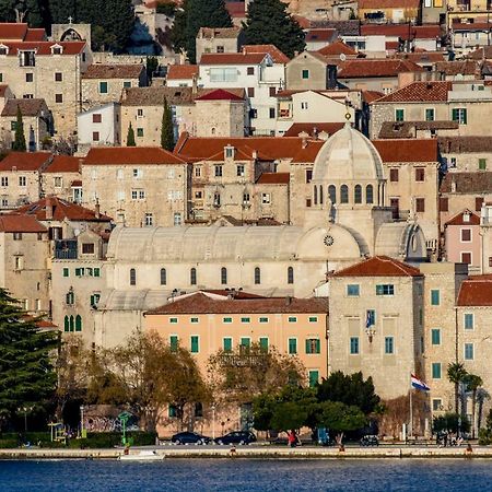 Apartment Magic Dream Σίμπενικ Εξωτερικό φωτογραφία